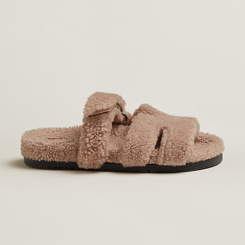 hermes fuzzy slippers